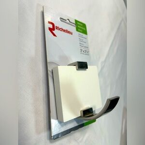 Richelieu Single Wall Mount Hook/Hanger